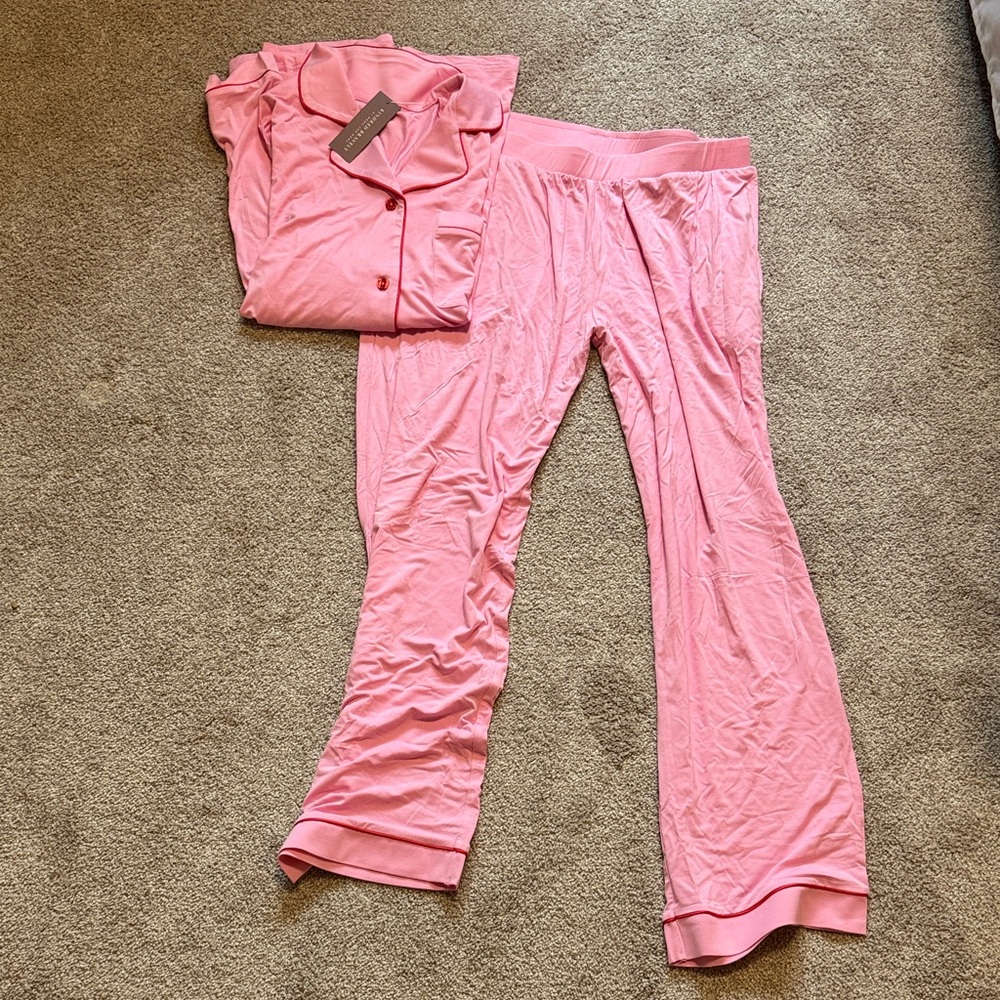 NWT Pink Women's Pajama Set